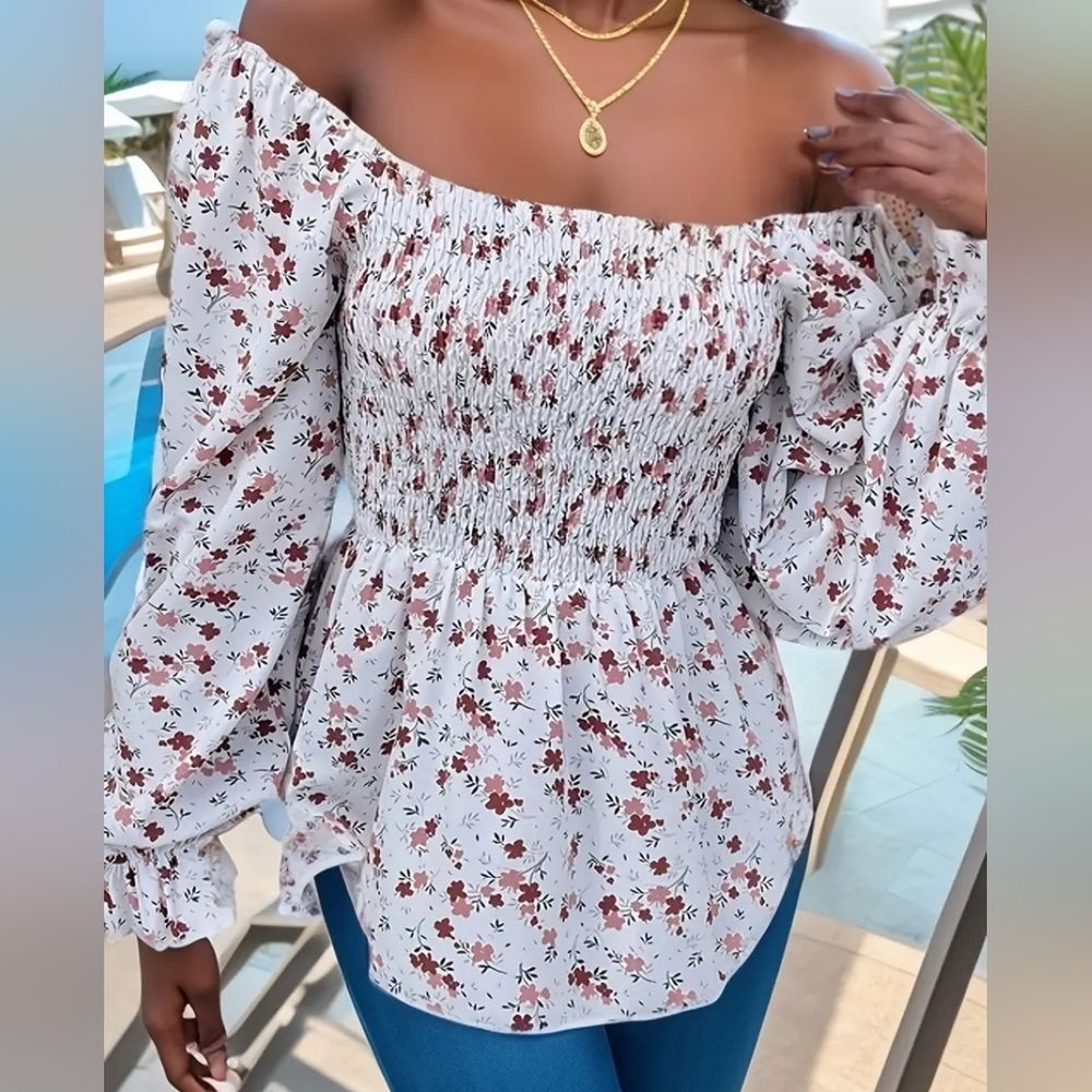 SHEIN Women's White Floral Smocked Long Sleeve Blouse Size Small (4) ๐ - Picture 4 of 11
